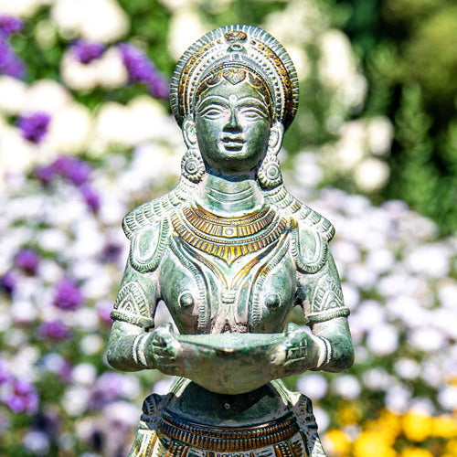 Lakshmi Statuen