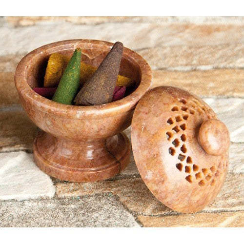 Für Räucherkegel Specksteindöschen hellbraun