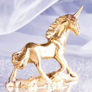 Fabeltier Einhorn mit Goldhorn
