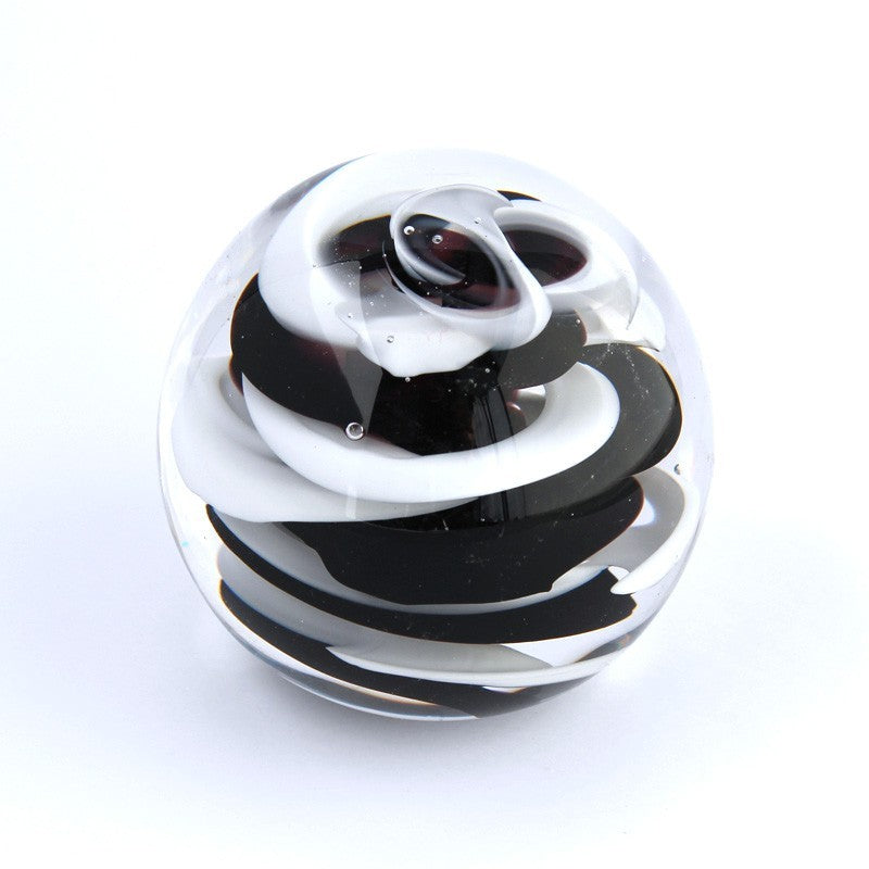 Traumkugel schwarz weiss