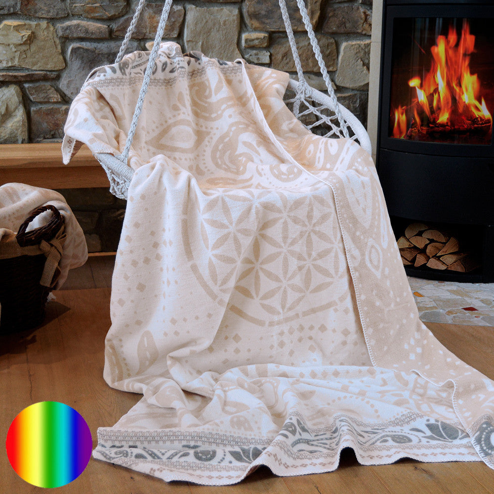 Spirit of OM Kuscheldecke natur-beige | mit der Blume des Lebens