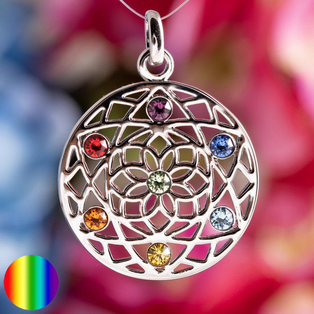 Anhänger - Chakra Mandala | mit sieben farbigen Kristallen